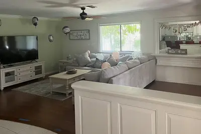Image de Beautifully updated Bonita Springs Townhome close to Beaches and Shopping
