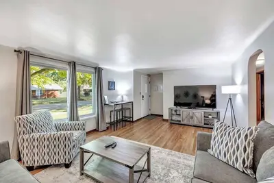 Image de Gorgeous 3 bedroom home, minutes from Lambeau!