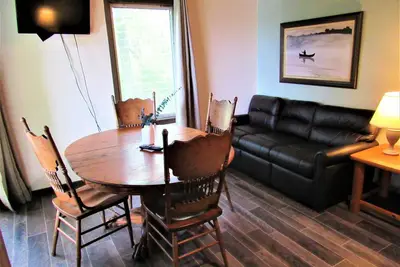 Image de Condo #24 at Lynnhurst Resort - Jet Ski Rentals On Site!