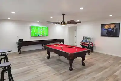 Image de Wow  Game Room, Sleeps 12, Hot Tub