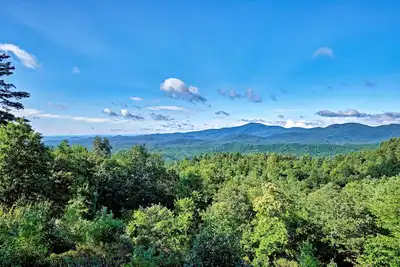 Image de Breathtaking views, Firepit, Covered deck