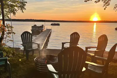 Image de Private Cottage on Manistee Lake with beautiful lake views and sunsets.