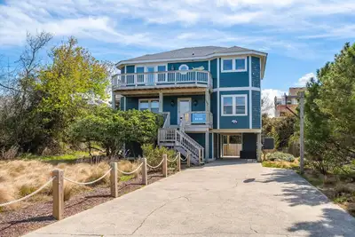 Image de 123 Beach Therapy-Oceanside, private pool, hot tub, dog friendly, close to beach