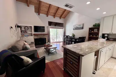 Image de Alpine Escape: Tahoe Oasis Steps from Lake