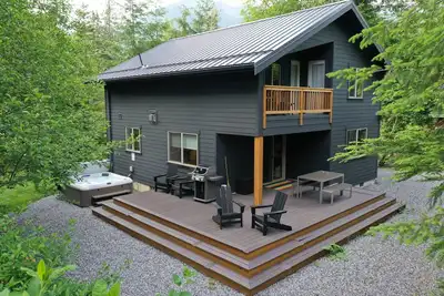 Image de Mt. Baker Retreat -Hot tub, Bunk Room& Family Fun!