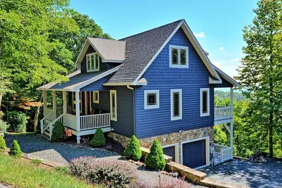 Image de A Blue Bear Lodge-Open for Bookings! Views, Ping Pong, Fire Pit, Ac