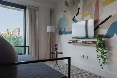 Image de Fliphaus + Armenia 2400 'C' - Lux Loft Mansion Botanico