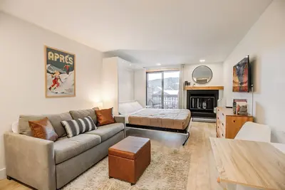 Image de Cedar Lodge Royal Studio Condo: Downtown Frisco