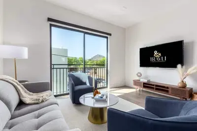 Image de Luxe Penthouse w/ Camelback Views | Old Town