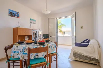 Image de Logement de vacances \"Villetta Libeccio\" avec A\/C et Wi-Fi