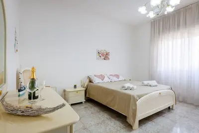 Image de Logement de vacances \"Villetta Sapore Di Mare\" avec A\/C et Wi-Fi