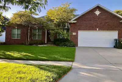 Image de Big 3, 300 sqft beautiful 4br 3. 5ba house at beautiful neighborhood