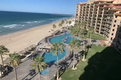 Freshly Renovated Beach View Condo on Sandy Beach