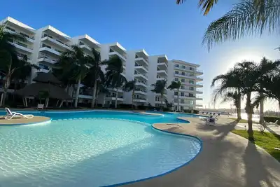 Image de Departamento en planta baja en Costa Veleros