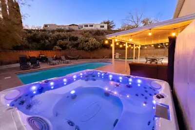 Image de Hidden Gem - La Verkin 300 near Zion National Park | Private Heated Pool & Spa