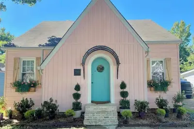 Image de The Pink House Clarksville