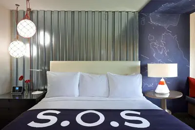 Image de Vibrant Room Close to Wharf, Pier 39 & Tours | Perfect for Romantic Couple Stay