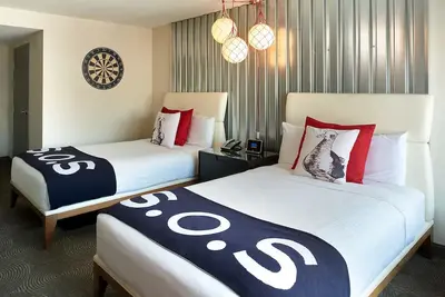 Image de Seaside Haven with Access Panoramic Bay Views | Two Pet-friendly Rooms