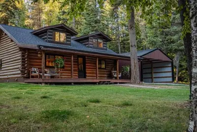 Image de Haskill House - 4 Miles from Downtown Whitefish!
