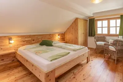 Image de \"Grimmingblick\" - Family room with shower, Wc - Klausnerhof