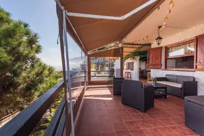 Image de Finca \"Con Impresionantes Vistas\" avec vue sur la mer, mini-piscine et Wi-Fi.