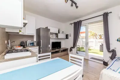 Image de Appartement pour animaux de compagnie \"Stella Marina Beach House\" avec vue sur la mer