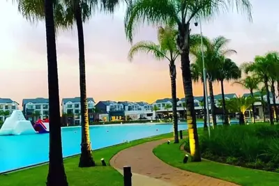 Image de The Blyde Crystal lagoon. . . Modern Oasis Pretoria! ! !