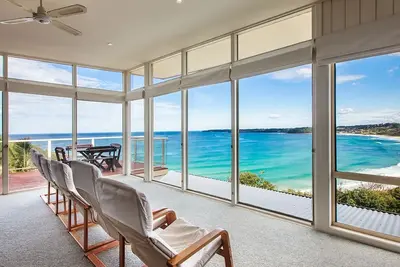 Image de Spectacular Views - steps from Mollymook Beach