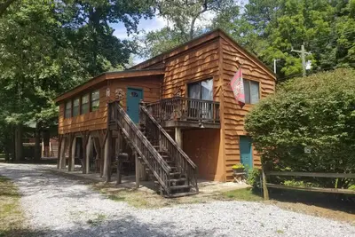 Image de The River Joy - Amazing Riverfront Cabin in Franklin Nc