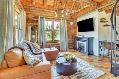 Image de Peaceful 'Creekside North' Studio w/ Fire Pit