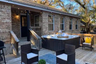 Image de Luxury Hot Tub Near San Antonio- 6 Bds- private! !