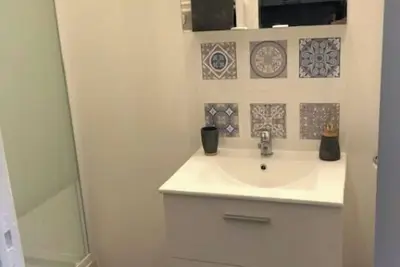 Image de Studio fully equipped quiet and 5 minutes from the tram