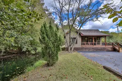 Image de Bear Lake Retreat | Cherry Log, Ga
