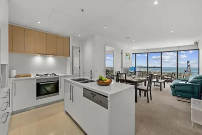 Image de Spectacular serviced apartment - 1 minute walk from Crown Complex