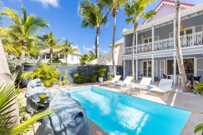 Image de Seagrape, maison de ville 3 chambres avec piscine privée