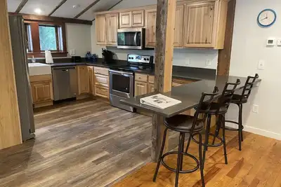 Image de 1825 Cottage - One of Three rentals in Fly Creek 5 minutes to Cooperstown
