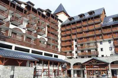 Image de 2 Pièces 35m² 4 Pers avec Wifi parking couvert au pied des remontées