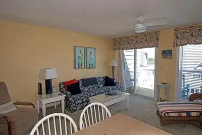 Image de Channel Harbor 1 bedroom condo for 4, close to beach