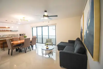 Image de Lovely 2 bedroom condo near the beach