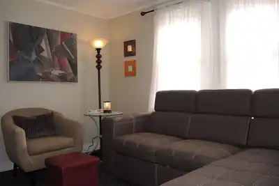Image de Apple Tree Oneonta New Renovation, Under 1 mile to All Star Village, 2 bdrm home