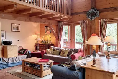 Image de Ferme Chalet rénovée 3 étoiles à Cordon
