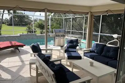 Image de Spa-like backyard with southern golf course views and sun all day!