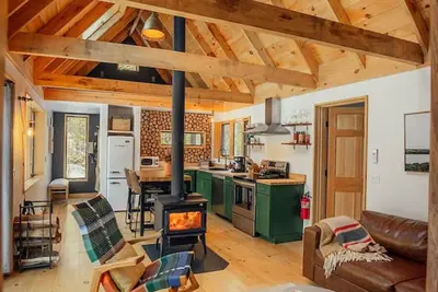 Cozy Rock Cabin  #thewaylifeshouldbe