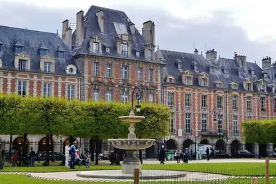 Image de Elegant Stay in Vibrant Le Marais