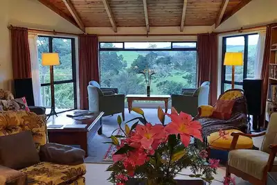 Image de Stunning river views with convenient mini-kitchenette