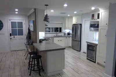 Image de Relaxing Beach Home 2bd/1ba + Spa/Pool