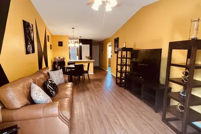 Image de Cozy & Spacious 2 beds/2 baths, Washer/Dryer, Free Parking, Spring Hill, Fl