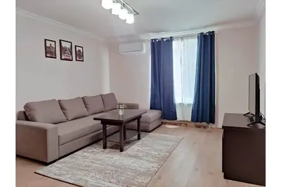 Renovated 1 bedroom with King size bed in Kentron