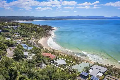Image de Byron Bay Accom - Wategos Beach House - 33 Marine Parade