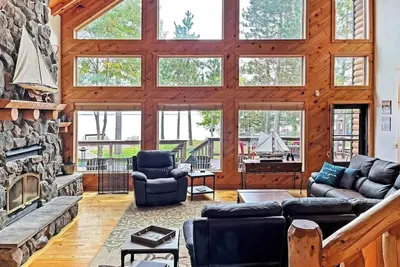 Image de Large Family Home on Petenwell Lake